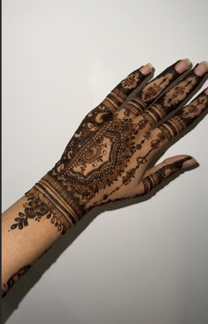 Henna design